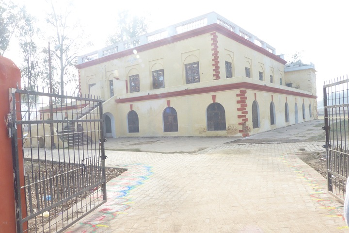 https://cache.careers360.mobi/media/colleges/social-media/media-gallery/17327/2018/10/31/College Building View of Kashi Naresh Government Post Graduate College Bhadohi_Campus-View.jpg